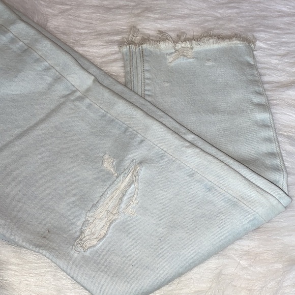 501 Skinny - Picture 12 of 16